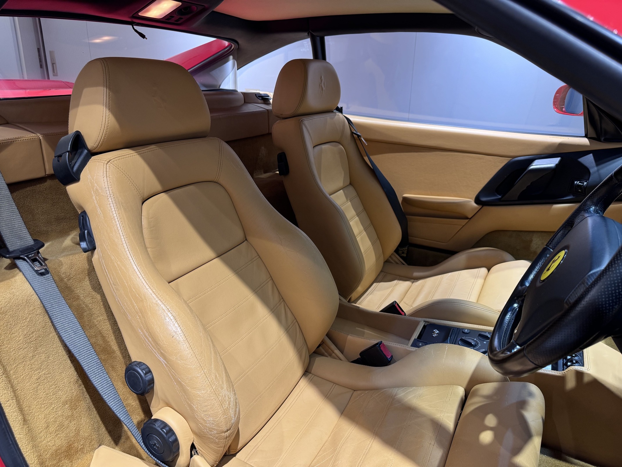 
								Ferrari F355 full									